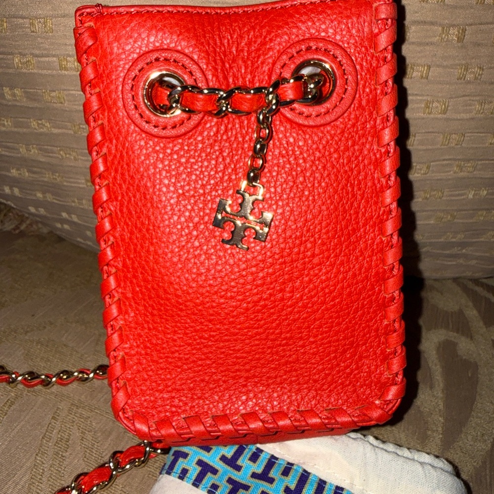 Tory Burch Red Leather Phone Case Crossbody with COA & dust bag in EUC - Picture 17 of 17